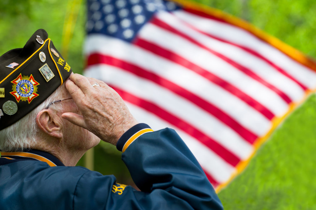 veteran saluting 